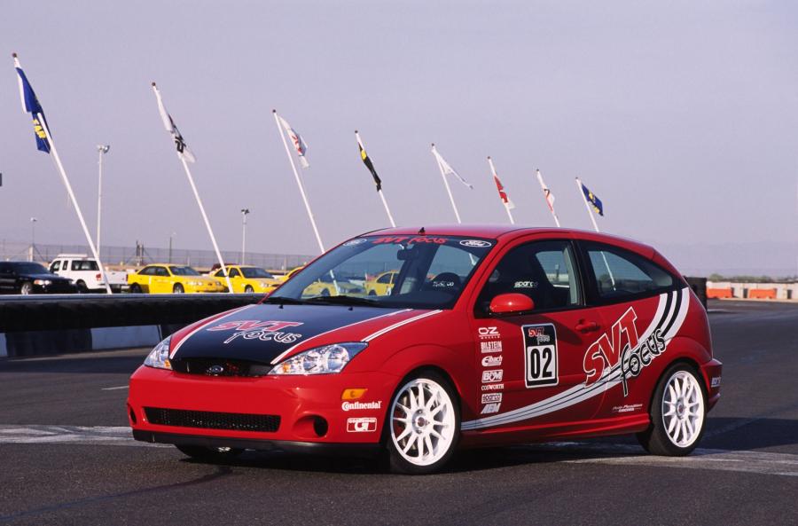  Ford Focus SVT 2003 года  (фото 7 из 7)